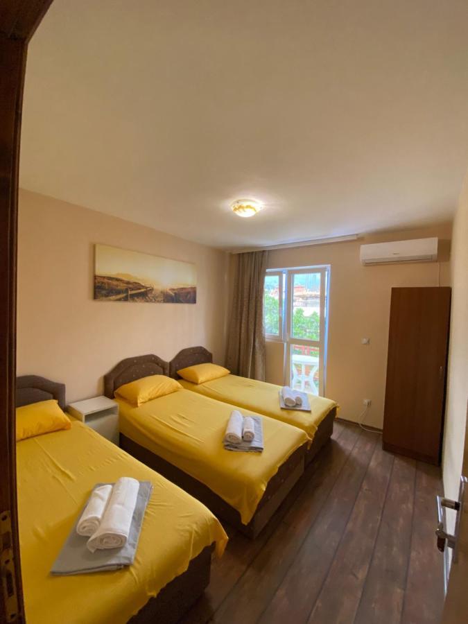 Apartments And Rooms Grande Casa Bar Exterior foto